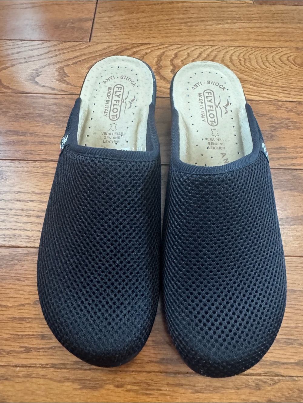 Fly Flot Women's Black Slip-On Mesh Comfort Clogs
